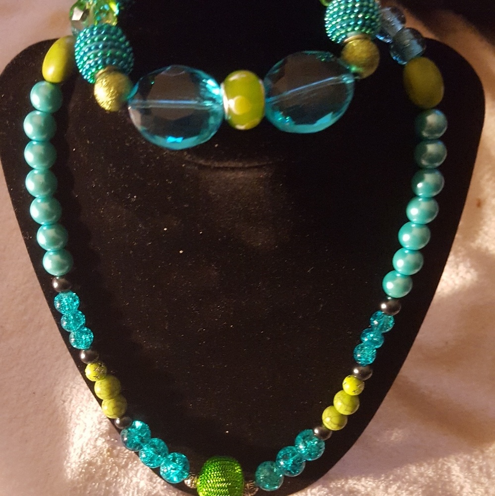 handmade necklace and bracelet sets